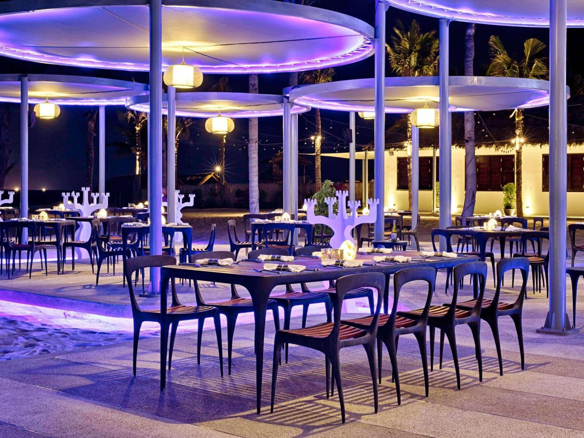 Pullman Danang Beach Resort Buitenkant foto
