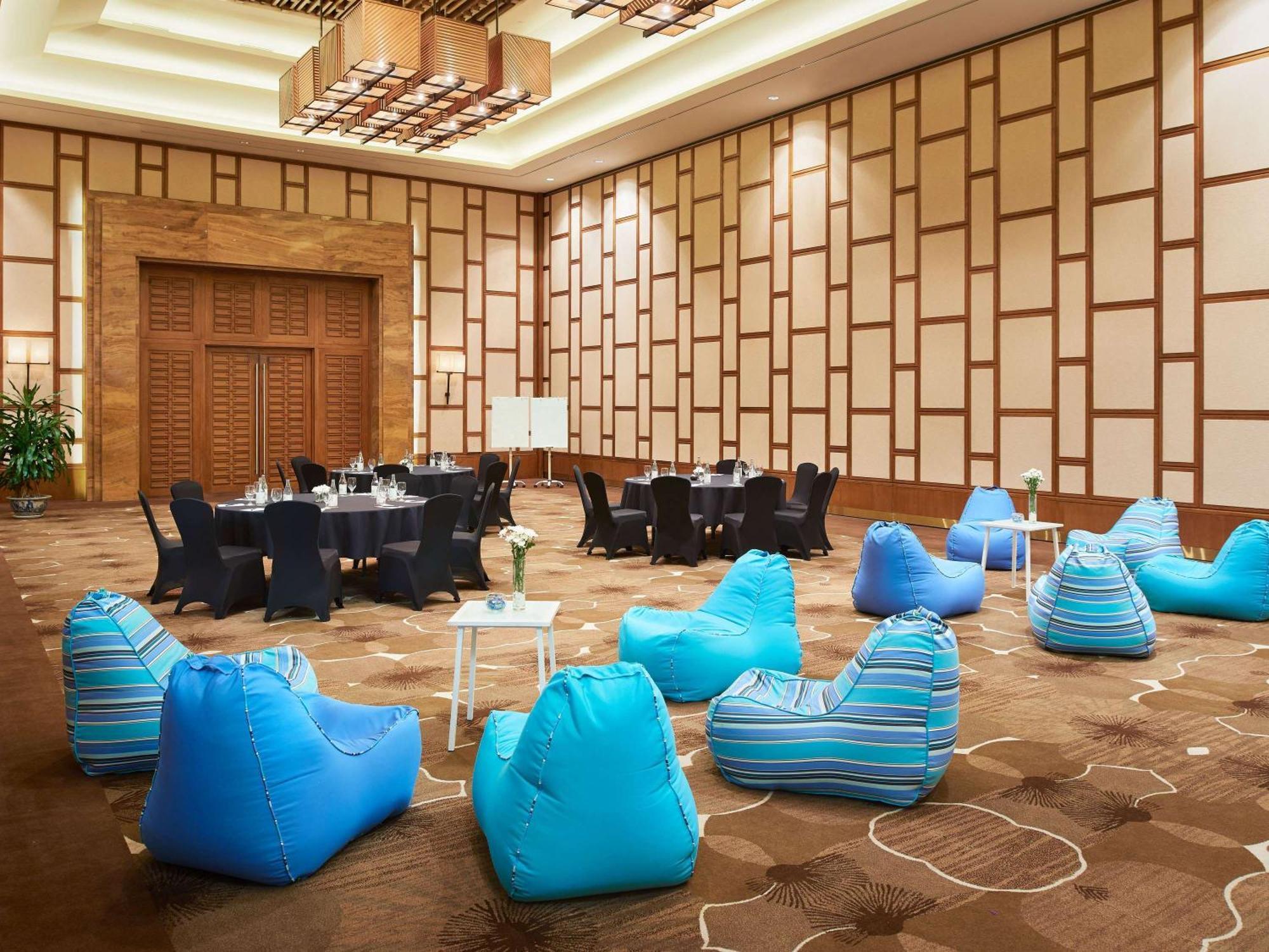 Pullman Danang Beach Resort Buitenkant foto